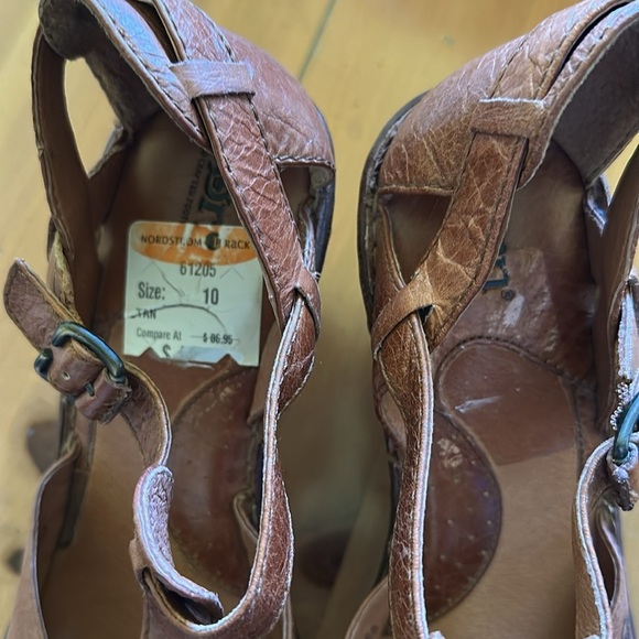 Born Charisma Buckle Mary Jane' leather sandals - Picture 2 of 5